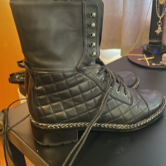 Vince Camuto Quilted VC- Joanie  Combat Boot butter calf - Picture 2 of 5